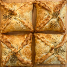 Load image into Gallery viewer, Lamb Shank & Red Wine Pie (4 Pack) 640g