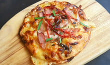 Load image into Gallery viewer, Mapled Chilli Bacon Sciachiatta 4 Pack 640g
