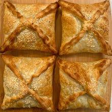 Load image into Gallery viewer, Roast Veg Pie (4 Pack) 640g
