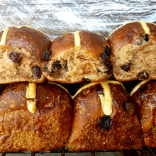 Load image into Gallery viewer, Hot Cross Buns Traditional (Bag of 6)
